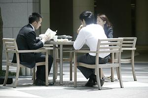 覆面調査員の対策完全ガイド｜仕事で成功するためのポイントと注意点